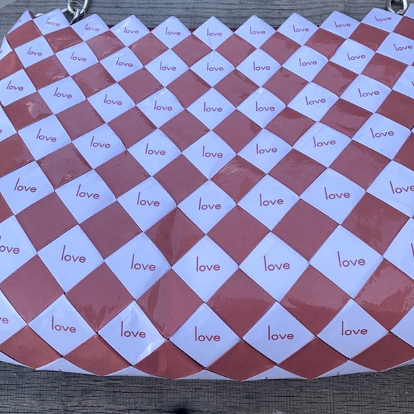 NWT Rebagz Eco Friendly Love Red and White Shoulder Bag - Picture 12 of 16